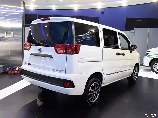 鄭州日產(chǎn) 帥客新能源 2018款 純電動(dòng)乘用車 鄭州日產(chǎn) 帥客新能源 2018款 純電動(dòng)乘用車