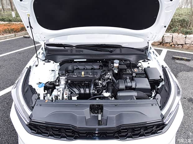 悦达起亚 起亚K3 2023款 1.5L CVT尊贵版