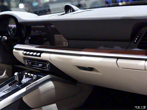 保时捷 保时捷911 2020款 Targa 4 3.0T