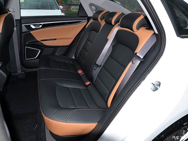 吉利汽车 帝豪GL 2020款 1.4T 手动豪华型