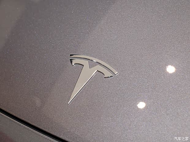 特斯拉中國(guó) Model Y 2023款 后輪驅(qū)動(dòng)版