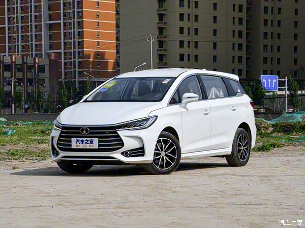 比亞迪 宋MAX 2018款 1.5T 手動智聯(lián)豪華型 6座