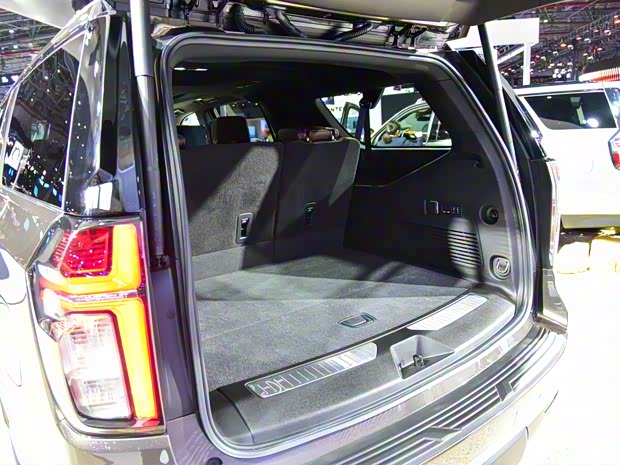 雪佛蘭(進(jìn)口) Suburban 2020款 High Country