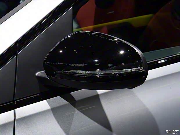 奔驰(进口) 奔驰B级新能源 2020款 B 250 e 奔驰(进口) 奔驰B级新能源 2020款 B 250 e