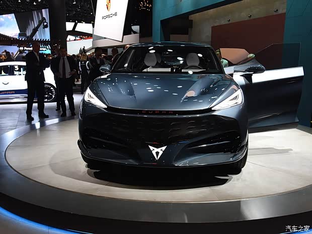 西雅特 Tavascan 2019款 Concept 西雅特 Tavascan 2019款 Concept