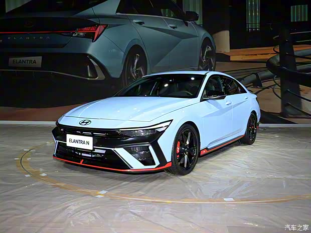 现代N 伊兰特Elantra N 2023款 2.0T N 现代N 伊兰特Elantra N 2023款 2.0T N