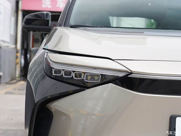 广汽丰田 广汽丰田bZ4X 2022款 X-MODE 四驱Pro 广汽丰田 广汽丰田bZ4X 2022款 X-MODE 四驱Pro