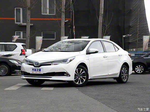 一汽丰田 卡罗拉 2018款 双擎 1.8L E-CVT智尚版