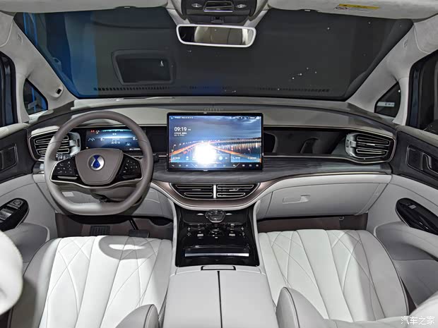 騰勢(shì)汽車(chē) 騰勢(shì)D9 2022款 DM-i 970 四驅(qū)旗艦型