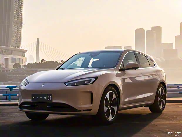 赛力斯汽车 问界M5 2022款 M5 EV 四驱纯电基本型 赛力斯汽车 问界M5 2022款 M5 EV 四驱纯电基本型