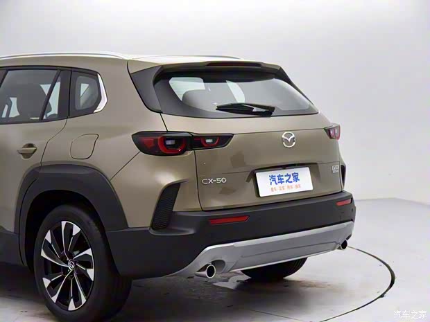 长安马自达 马自达CX-50行也 2023款 2.5L 尊行版 长安马自达 马自达CX-50行也 2023款 2.5L 尊行版