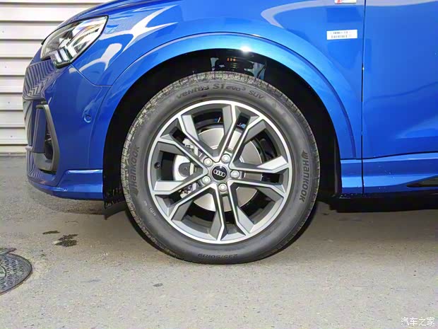 一汽奧迪 奧迪Q3 2024款 45 TFSI quattro 時尚動感型