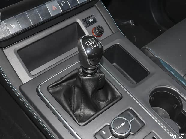 中兴汽车 中兴1949 2022款 2.3T商用版柴油手动两驱豪华型大双 中兴汽车 中兴1949 2022款 2.3T商用版柴油手动两驱豪华型大双
