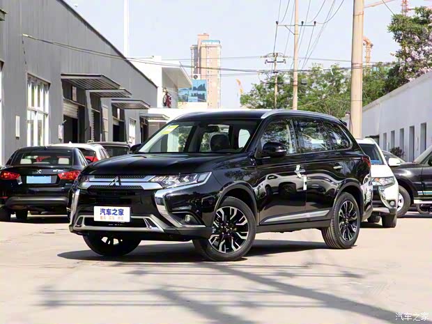 广汽三菱 欧蓝德 2020款 2.4L 四驱致享版 5座