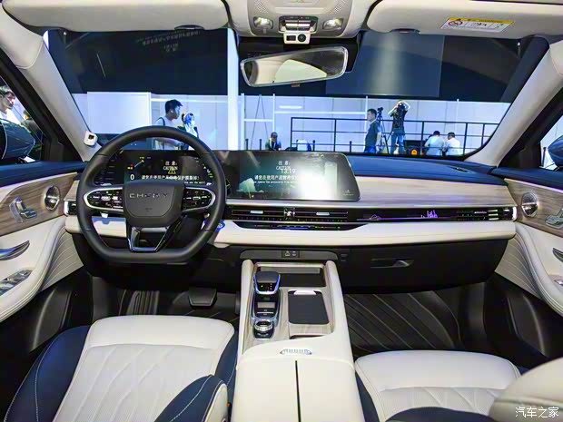 奇瑞汽车 艾瑞泽8 2022款 1.6T 基本型 奇瑞汽车 艾瑞泽8 2022款 1.6T 基本型