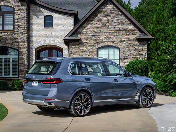 宝马(进口) 宝马X7 2023款 xDrive40i 美国版 宝马(进口) 宝马X7 2023款 xDrive40i 美国版