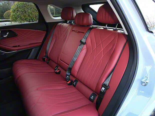 星途 星途瑤光 2023款 高配版 試裝車