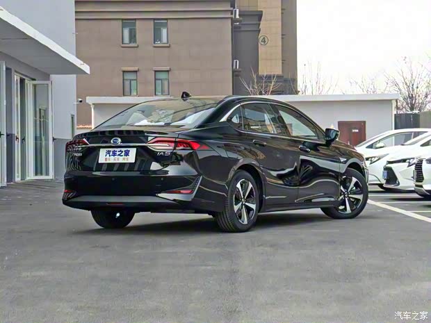 广汽丰田 广汽丰田iA5 2019款 豪华版 广汽丰田 广汽丰田iA5 2019款 豪华版