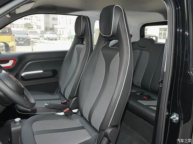 上汽通用五菱 宏光MINIEV 2022款 GAMEBOY 300km 玩咖款