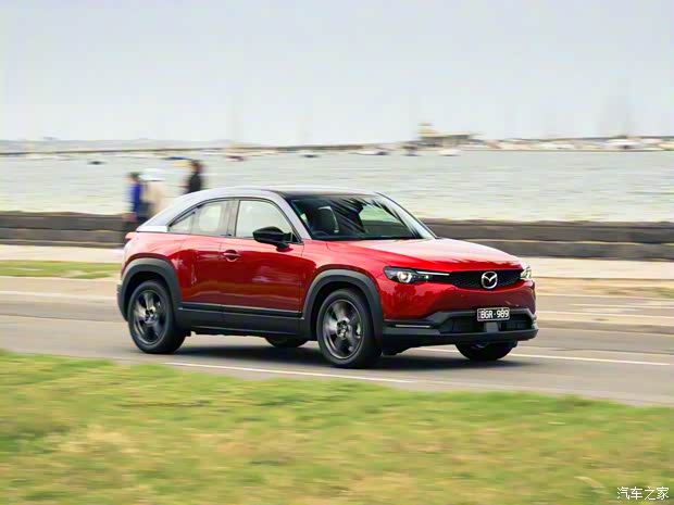 马自达(进口) 马自达MX-30 2020款 e-SKYACTIV G 澳大利亚版 马自达(进口) 马自达MX-30 2020款 e-SKYACTIV G 澳大利亚版
