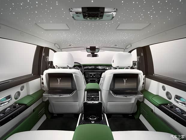 劳斯莱斯 幻影 2022款 长轴距版 劳斯莱斯 幻影 2022款 长轴距版