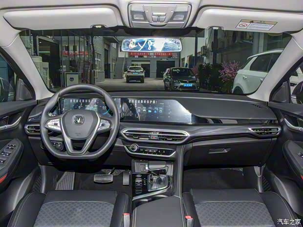 長安汽車 逸動 2020款 PLUS 藍(lán)鯨NE 1.4T GDI DCT鋒尚型