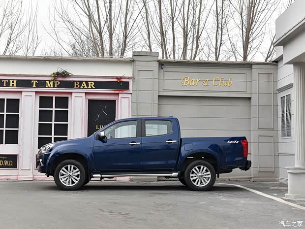 江西五十鈴 鈴?fù)?2022款 汽油四驅(qū)基本型