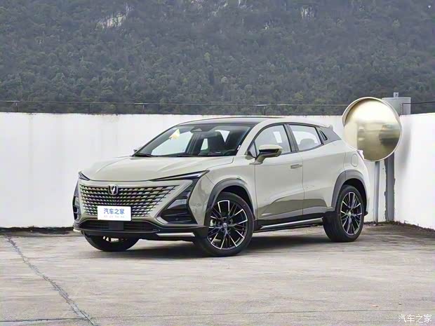 長安汽車 長安UNI-T 2023款 1.5T 尊貴型 長安汽車 長安UNI-T 2023款 1.5T 尊貴型