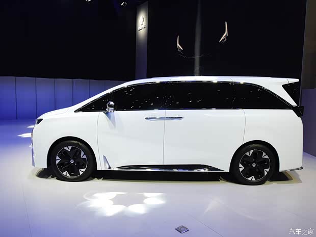 合创汽车 合创V09 2023款 基本型 合创汽车 合创V09 2023款 基本型