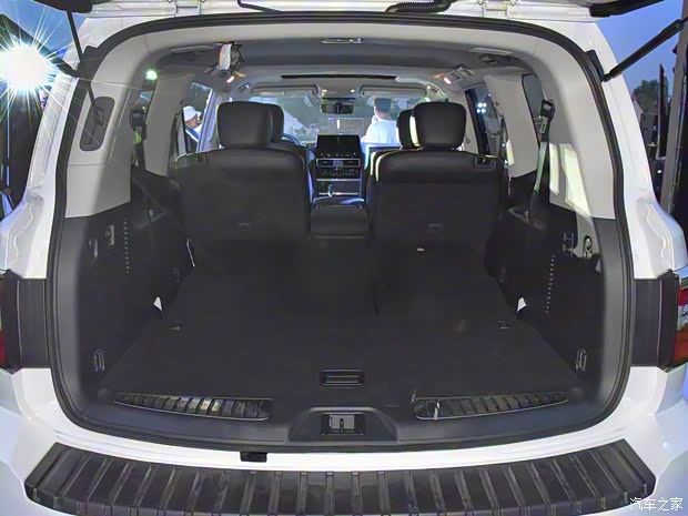 日產(chǎn)(進口) 途樂 2023款 ARMADA 5.6L 無敵艦隊旗艦版