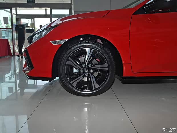 東風(fēng)本田 思域 2021款 220TURBO CVT兩廂版