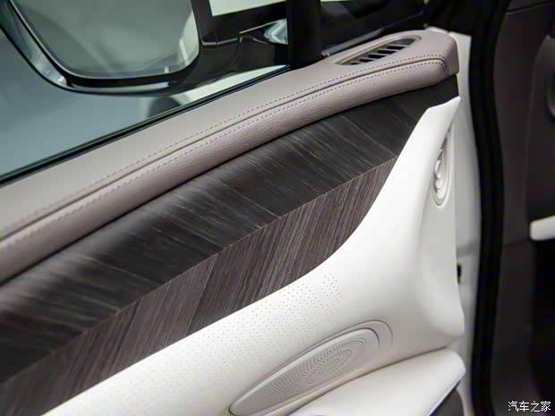 智己汽車 智己LS7 2023款 100kWh 四驅(qū)版