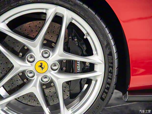 法拉利 Roma 2020款 3.9T V8