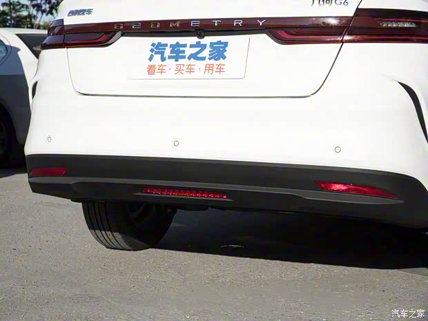 几何汽车 几何G6 2022款 480 豪华型
