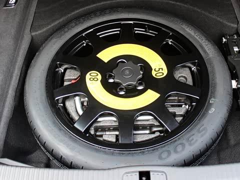 2019款 Plus A8L 50 TFSI quattro 豪华型 2019款 Plus A8L 50 TFSI quattro 豪华型