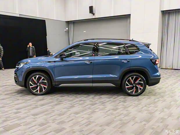 上汽大众 途岳 2023款 330TSI 四驱基本型 上汽大众 途岳 2023款 330TSI 四驱基本型