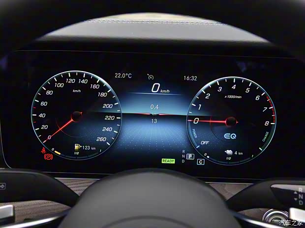 北京奔驰 奔驰E级新能源 2021款 E 350 e L 豪华型 北京奔驰 奔驰E级新能源 2021款 E 350 e L 豪华型