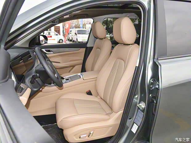 東風(fēng)小康 風(fēng)光藍(lán)電E5 2023款 1.5L 藍(lán)電DE-i