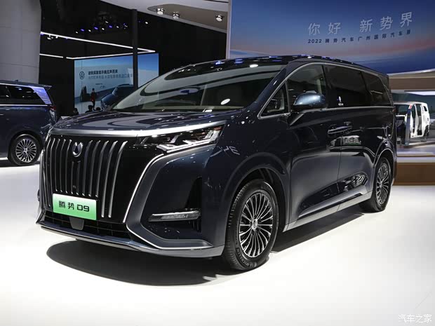 腾势汽车 腾势D9 2022款 EV 600 四驱旗舰型 腾势汽车 腾势D9 2022款 EV 600 四驱旗舰型