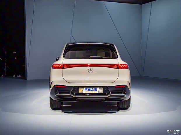 梅赛德斯-EQ 奔驰EQS SUV 2022款 基本型 梅赛德斯-EQ 奔驰EQS SUV 2022款 基本型