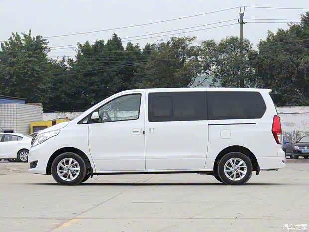 東風(fēng)風(fēng)行 菱智PLUS 2021款 2.0L 手動豪華型 7座