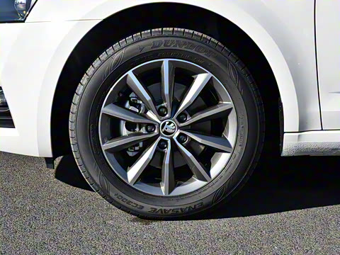 2018款 1.6L 自动舒适版 2018款 1.6L 自动舒适版