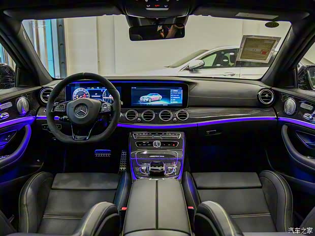 梅賽德斯-AMG 奔馳E級(jí)AMG 2018款 AMG E 63 S 4MATIC+ 特別版