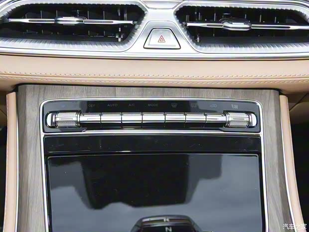 東風(fēng)小康 風(fēng)光藍(lán)電E5 2023款 1.5L 藍(lán)電DE-i