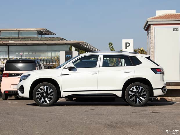 一汽-大眾 探岳 2024款 330TSI 兩驅(qū)R-Line高能版