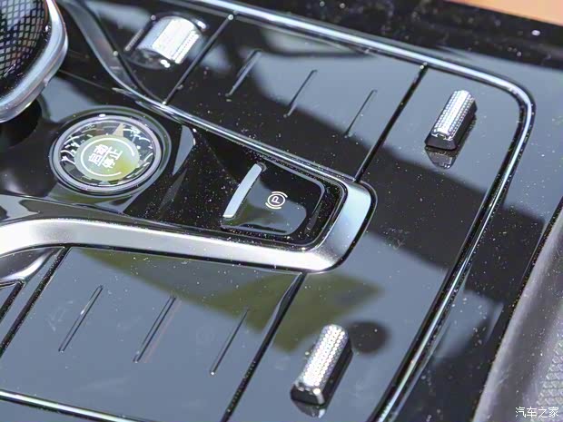 比亞迪 唐新能源 2023款 DM-i 112KM 尊享型