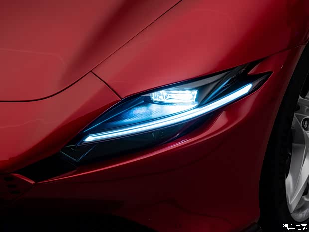 法拉利 Roma 2020款 3.9T V8