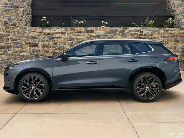 豐田(進口) 皇冠Signia 2024款 基本型