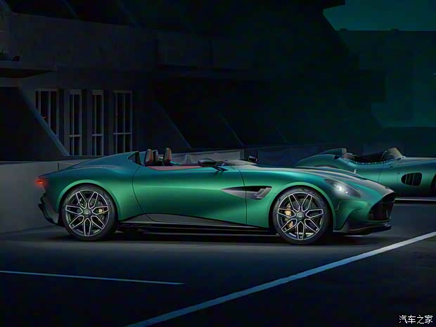 阿斯顿·马丁 阿斯顿·马丁DBR22 2022款 基本型 阿斯顿·马丁 阿斯顿·马丁DBR22 2022款 基本型