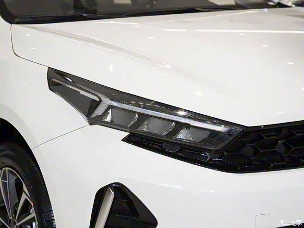 悅達(dá)起亞 起亞K3 2023款 1.5L 高配版